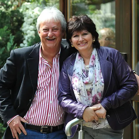 因蒙霍夫宫酒店 迈卡默